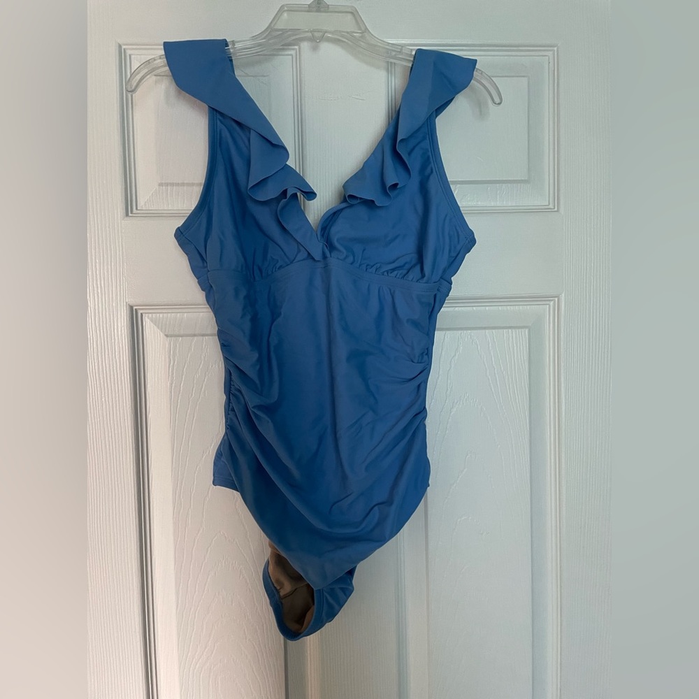 🎉3 for $25 Kona Sol Medium periwinkle one piece swimsuit